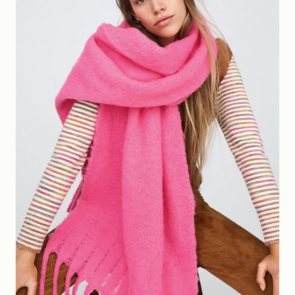 NWOT Anthropologie Barclay Fringe Wrap Scarf